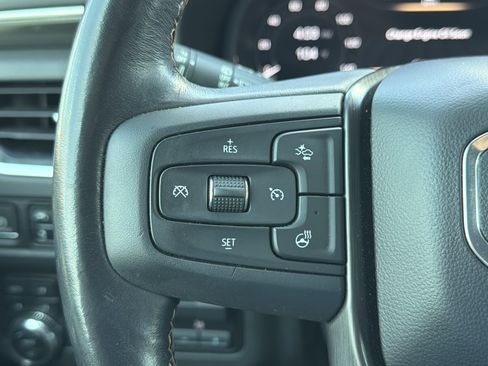Used 2022 GMC Yukon AT4 w/ AT4 Premium Plus Package AWD/4WD image 16