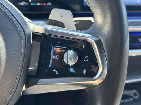 Used 2023 BMW 760i xDrive w/ Executive Package image 24