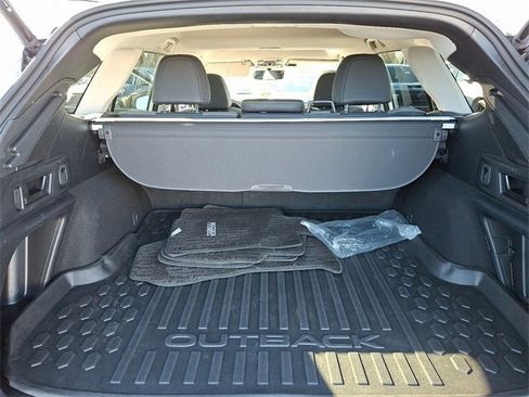 Used 2023 Subaru Outback Onyx Edition image 28