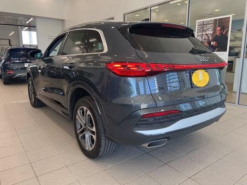 Used 2025 Audi Q5 Premium w/ Convenience Package AWD/4WD image 5