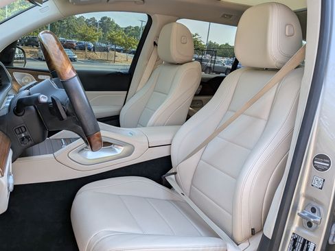 Certified 2022 Mercedes-Benz GLS 450 4MATIC image 13