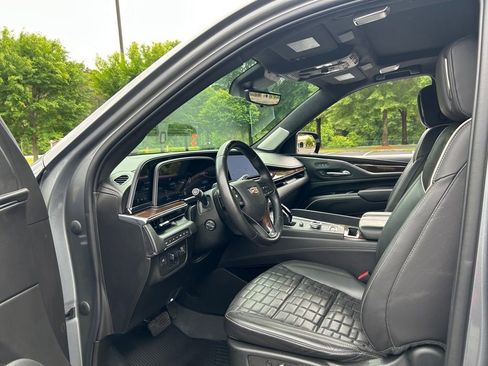 Used 2021 Cadillac Escalade Sport Platinum w/ Heavy-Duty Trailer Package AWD/4WD image 41