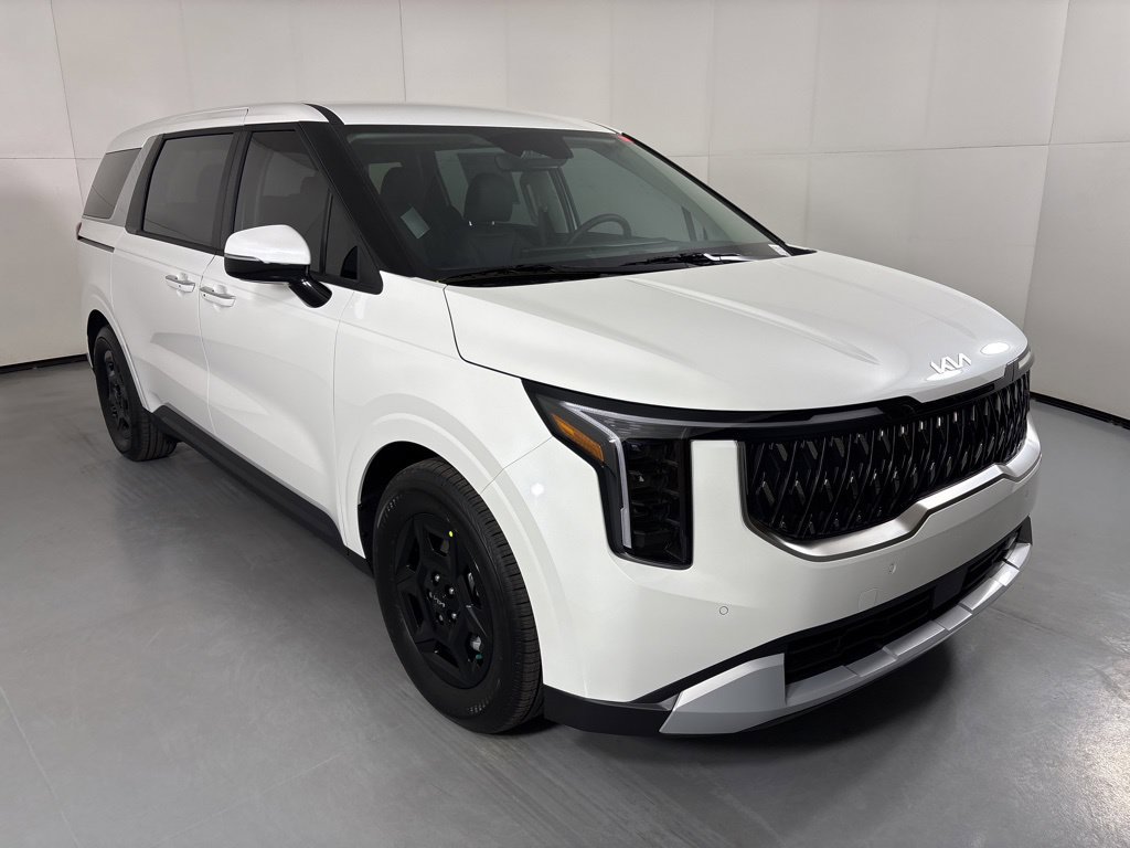 New 2026 Kia Carnival FWD image 2
