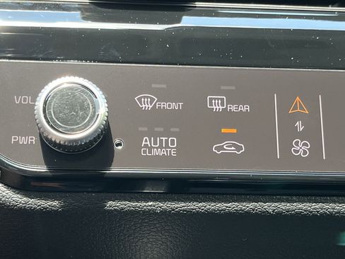 New 2026 Kia Sportage EX w/ EX Panorama Roof Package FWD image 7