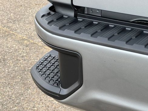 New 2026 GMC Sierra 1500 Elevation image 9