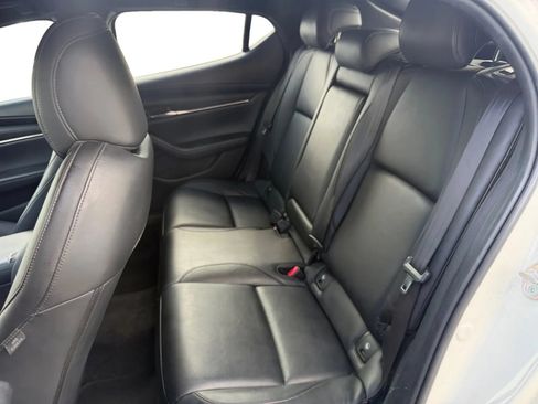 Used 2019 MAZDA MAZDA3 Hatchback FWD image 16