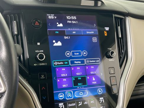 Used 2022 Subaru Outback Limited image 15