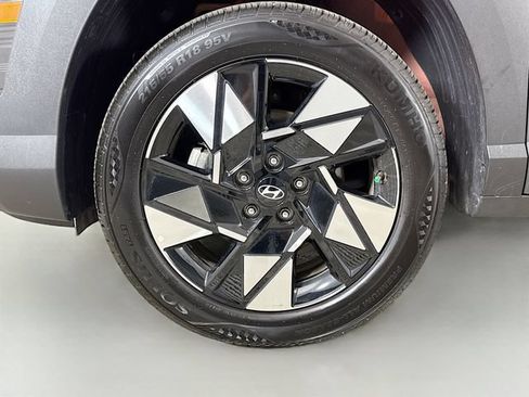 Used 2025 Hyundai Kona SEL AWD/4WD image 29