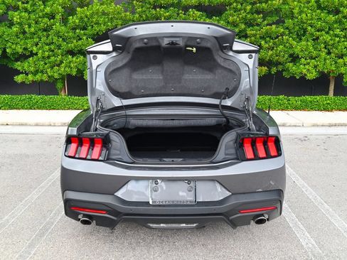 Used 2024 Ford Mustang Premium RWD image 10