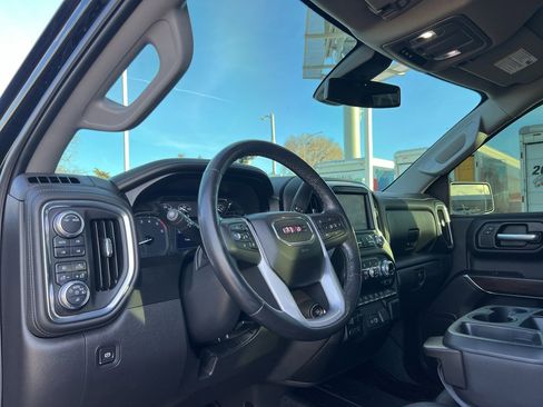 Used 2021 GMC Sierra 1500 SLT w/ Driver Alert Package II image 18