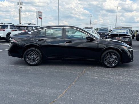 New 2026 Nissan Sentra SV w/ SV Convenience Package FWD image 3