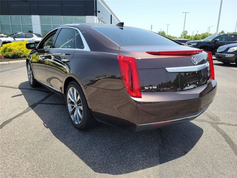 Used 2015 Cadillac XTS FWD image 3