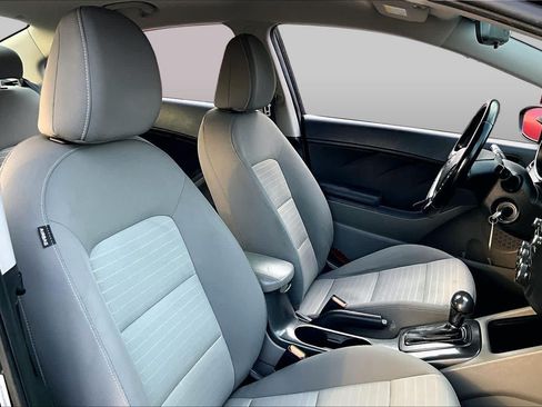 Used 2015 Kia Forte EX FWD image 9