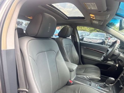 Used 2010 Lincoln MKZ AWD image 17