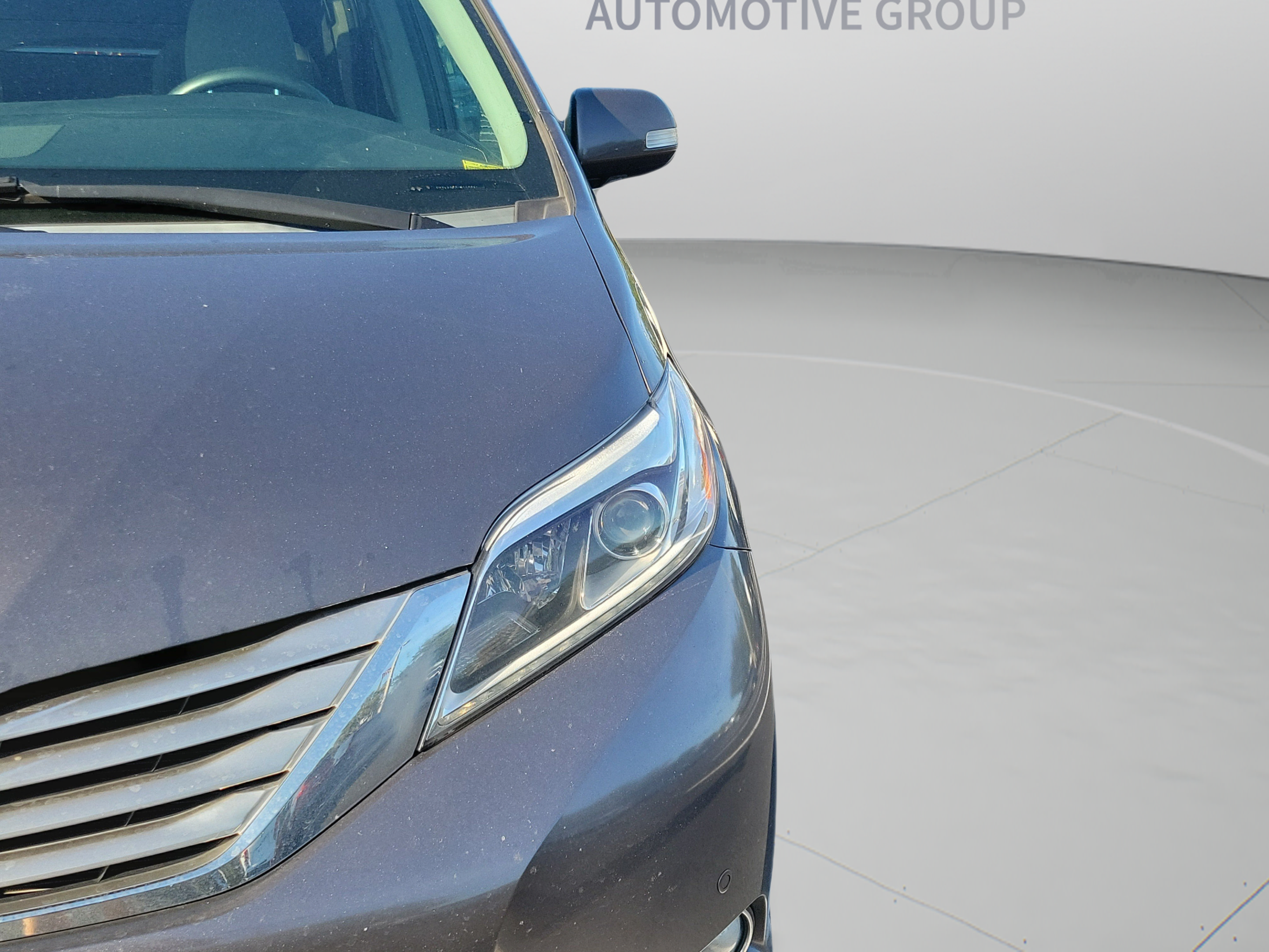 Used 2015 Toyota Sienna Limited Premium AWD/4WD image 16