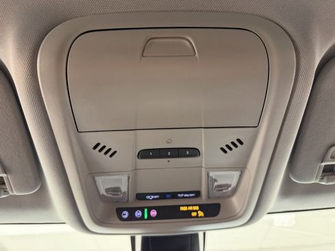 Used 2023 Chevrolet Blazer LT w/ Convenience Package image 24