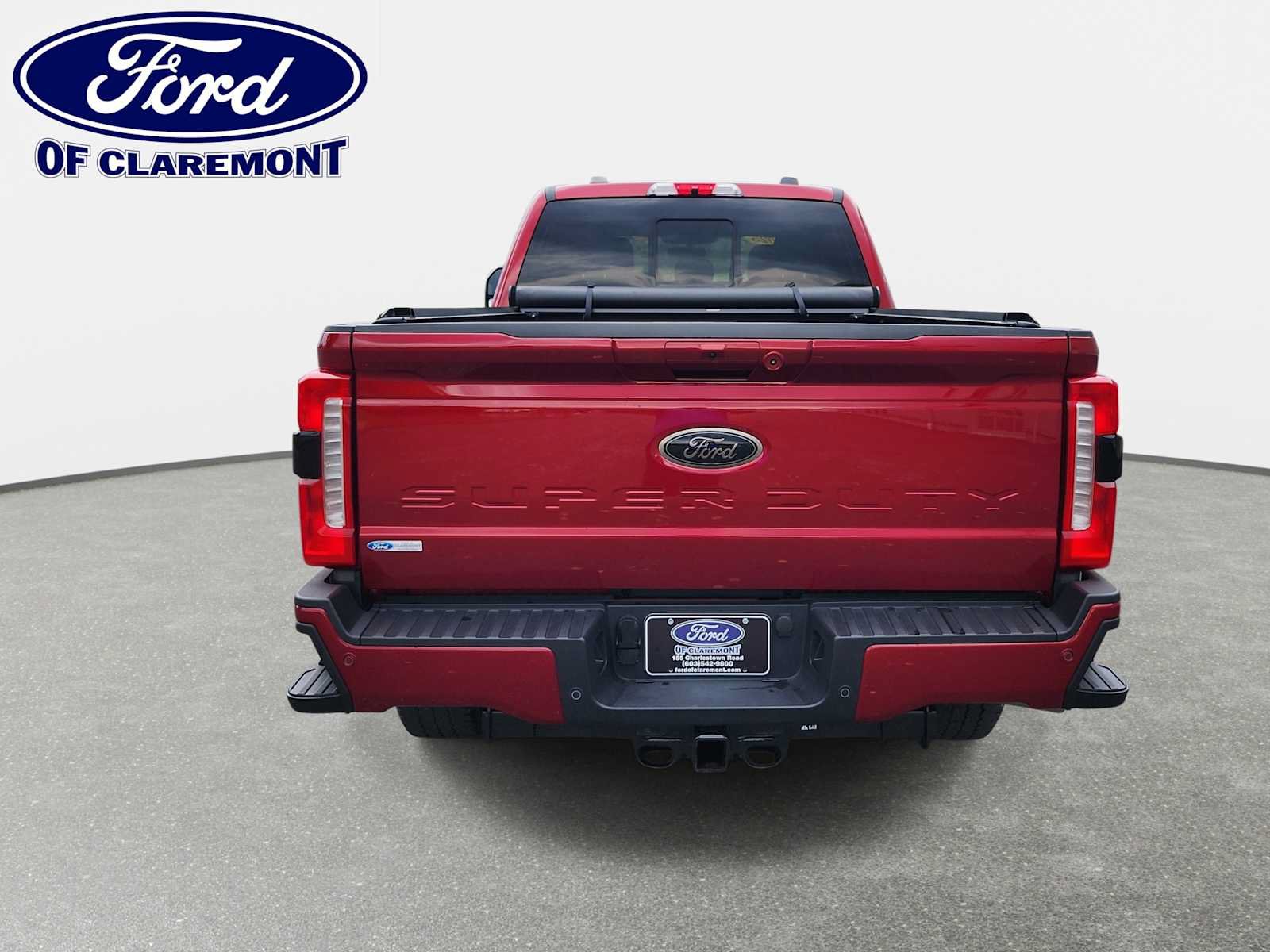 Used 2025 Ford F250 XLT w/ Black Appearance Package AWD/4WD image 17