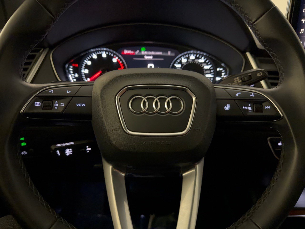 Certified 2023 Audi Q5 2.0T Premium w/ Convenience Package AWD/4WD image 10