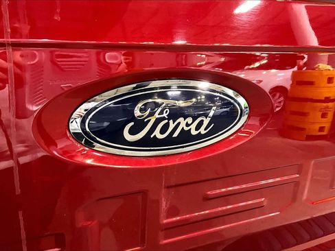 Used 2023 Ford F150 Lariat w/ Equipment Group 502A High image 31