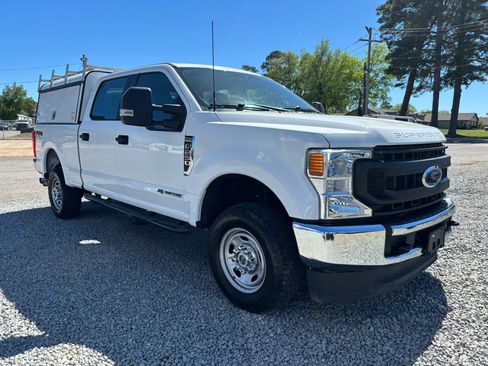 Used 2022 Ford F250 XL w/ Power Equipment Group AWD/4WD image 5