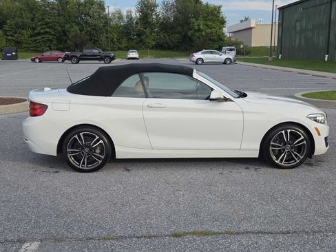 Used 2021 BMW 230i xDrive Convertible w/ Premium Package AWD/4WD image 10