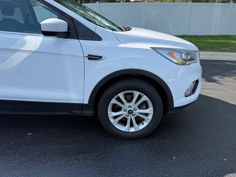 Used 2019 Ford Escape SEL AWD/4WD image 32