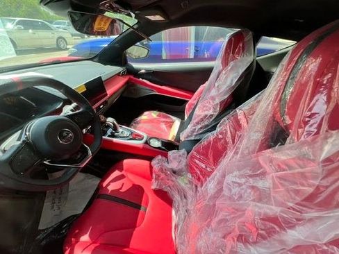 Used 2025 Lotus Emira RWD image 2