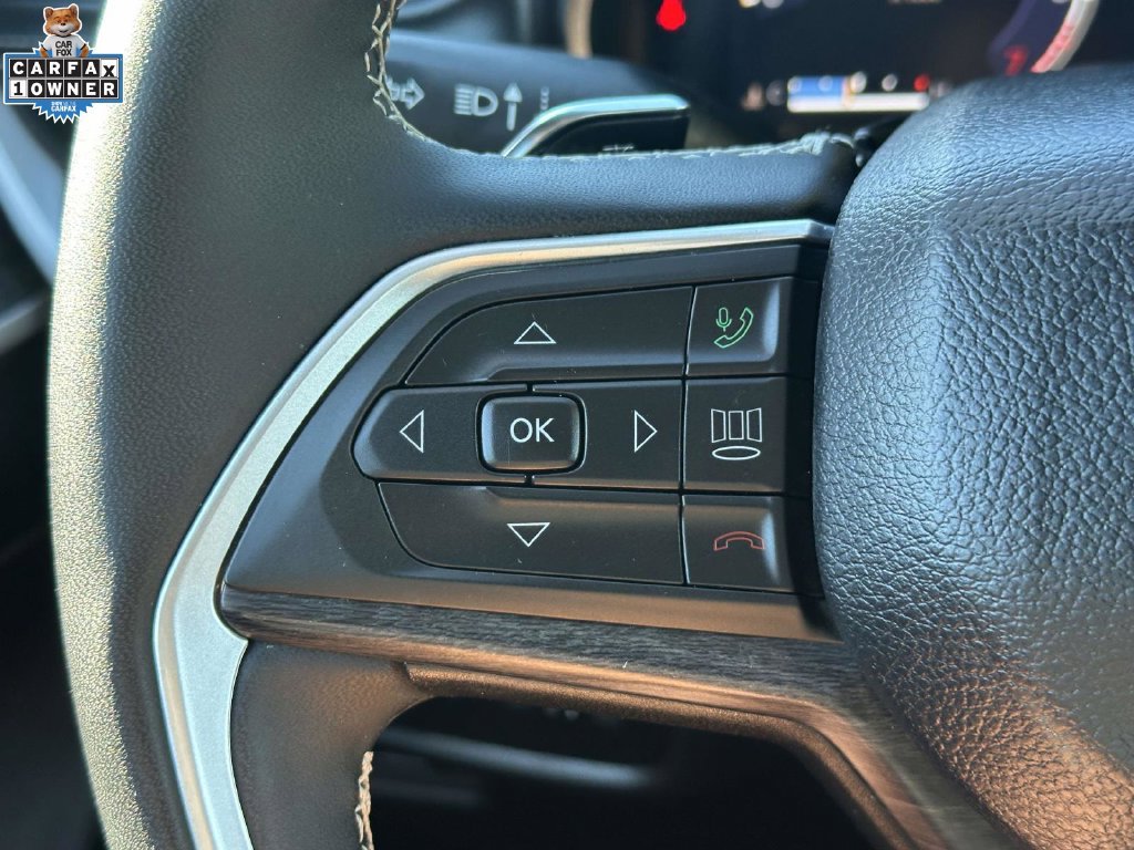 Used 2023 Jeep Grand Cherokee Limited AWD/4WD image 19