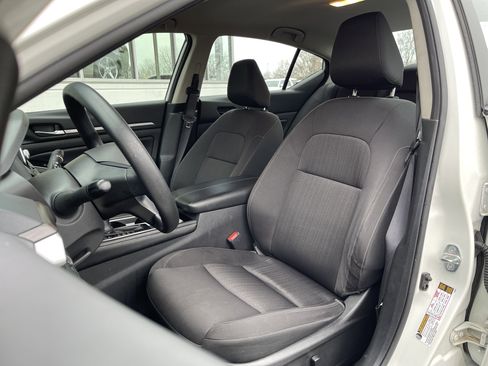 Used 2023 Nissan Altima 2.5 SV image 15