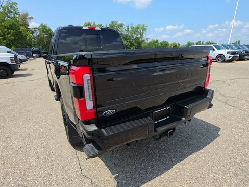 Used 2026 Ford F250 Platinum AWD/4WD image 14
