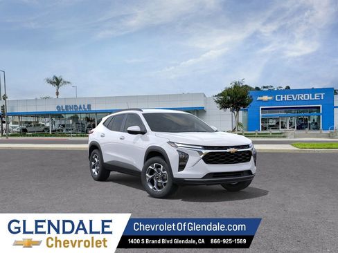 New 2026 Chevrolet Trax LT FWD image 1
