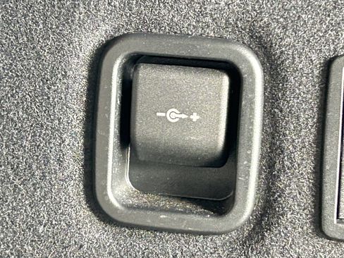 Used 2023 BMW X3 xDrive30i AWD/4WD image 6