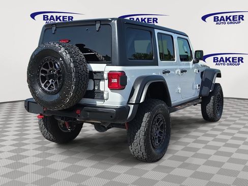 Used 2022 Jeep Wrangler Unlimited Rubicon w/ Xtreme Recon 35" Tire Package AWD/4WD image 3