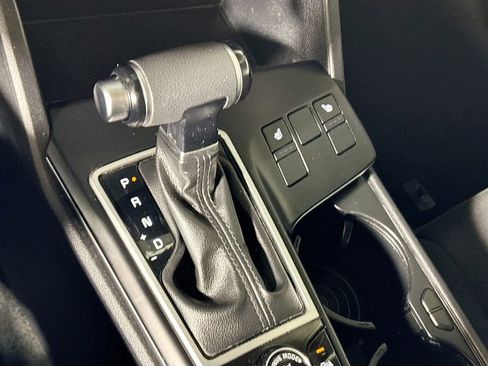 Used 2023 Kia Sportage LX image 17