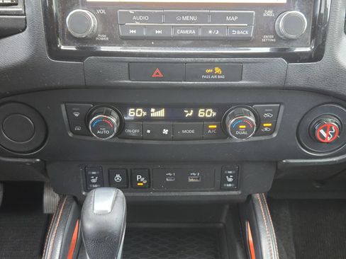 Used 2022 Nissan Frontier Pro-X RWD image 18