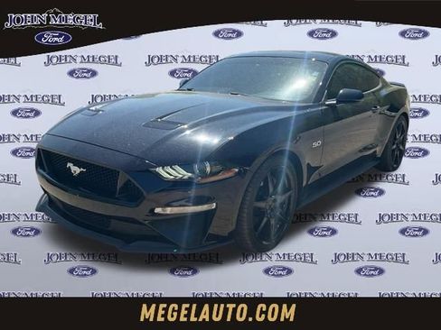 Used 2018 Ford Mustang GT Premium RWD image 1