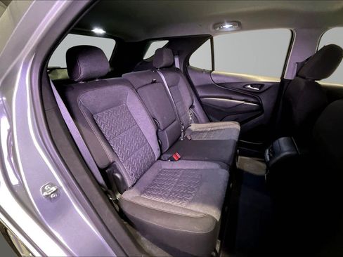 Used 2024 Chevrolet Equinox LT AWD/4WD image 25
