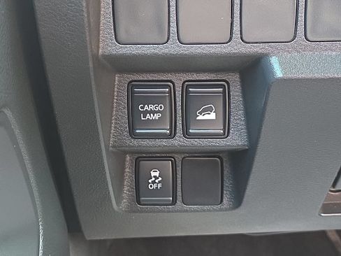 Used 2024 Nissan Frontier S AWD/4WD image 21