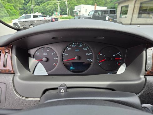 Used 2012 Chevrolet Impala LS FWD image 12