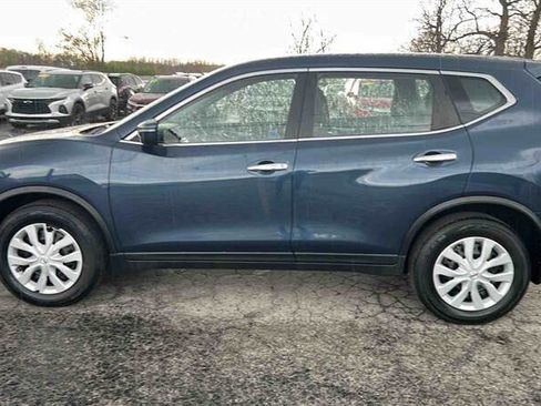 Used 2015 Nissan Rogue S image 6