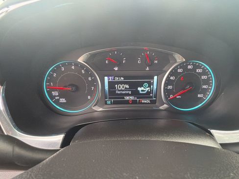 Used 2019 Chevrolet Traverse LT FWD image 18