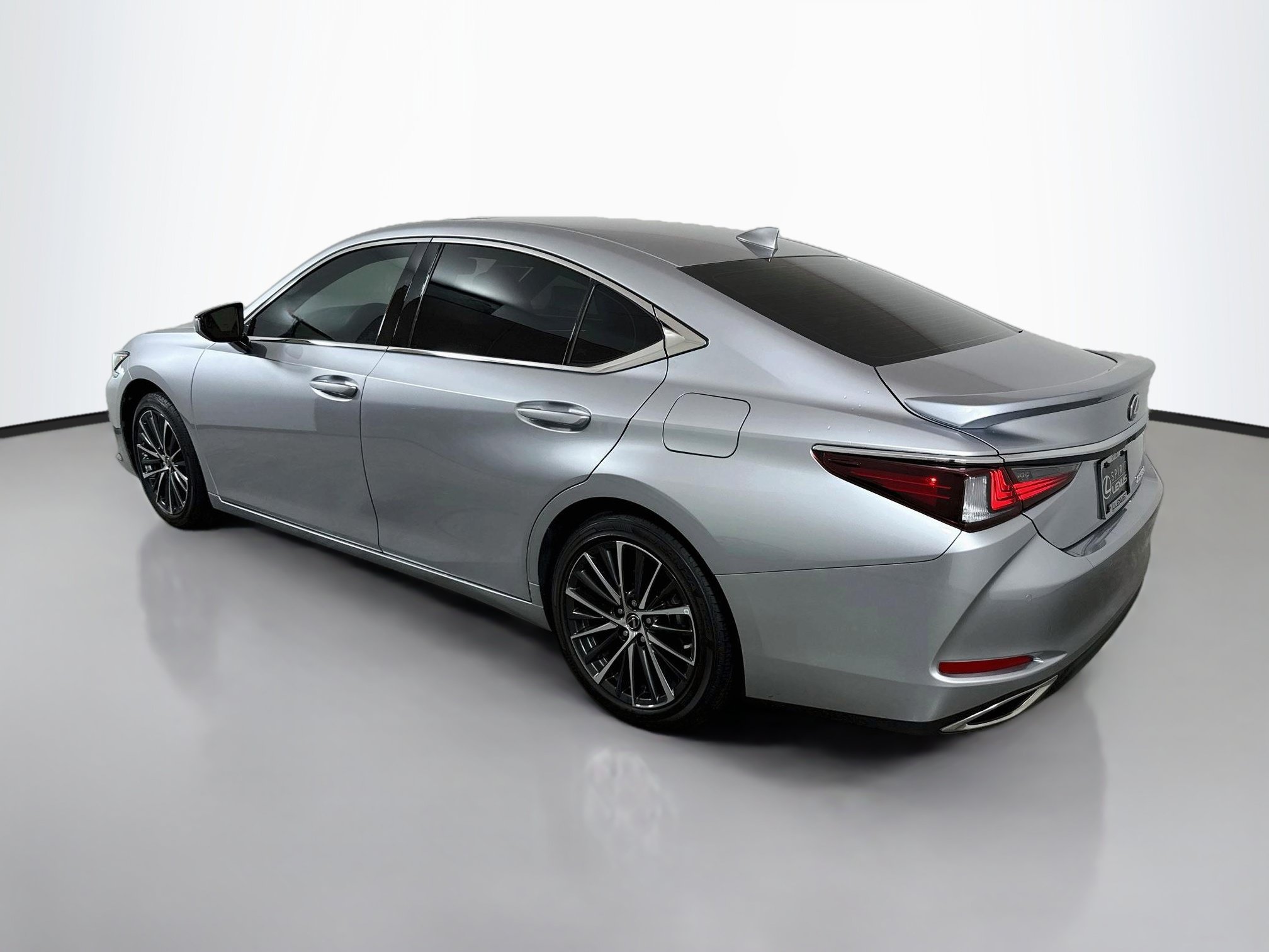 Used 2024 Lexus ES 350 w/ Premium Package FWD image 5