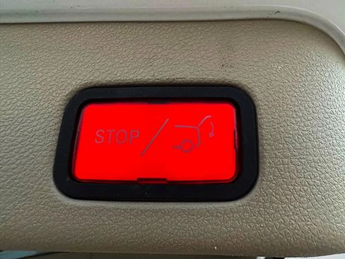 Used 2015 Mercedes-Benz ML 350 4MATIC image 32