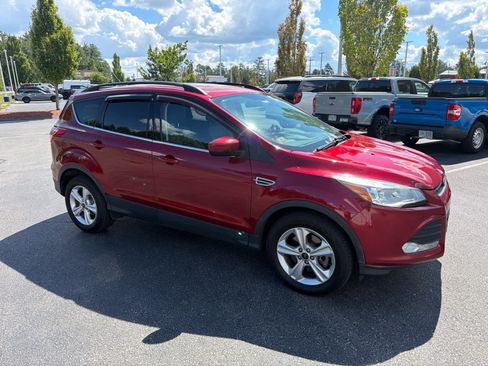 Used 2014 Ford Escape SE w/ Equipment Group 201A AWD/4WD image 6