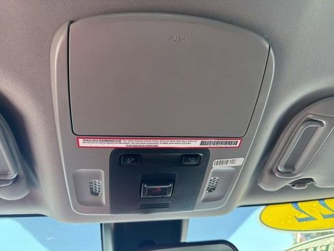 Certified 2022 Toyota Camry SE FWD image 30