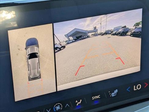 New 2026 Chevrolet Traverse LT w/ Midnight/Sport Edition image 11