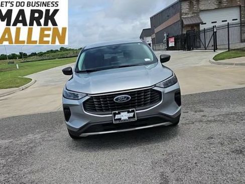 Used 2023 Ford Escape Active FWD image 3