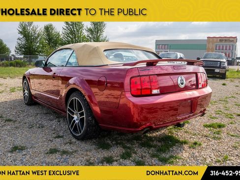 Used 2006 Ford Mustang GT RWD image 19