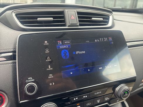 Used 2017 Honda CR-V Touring image 3