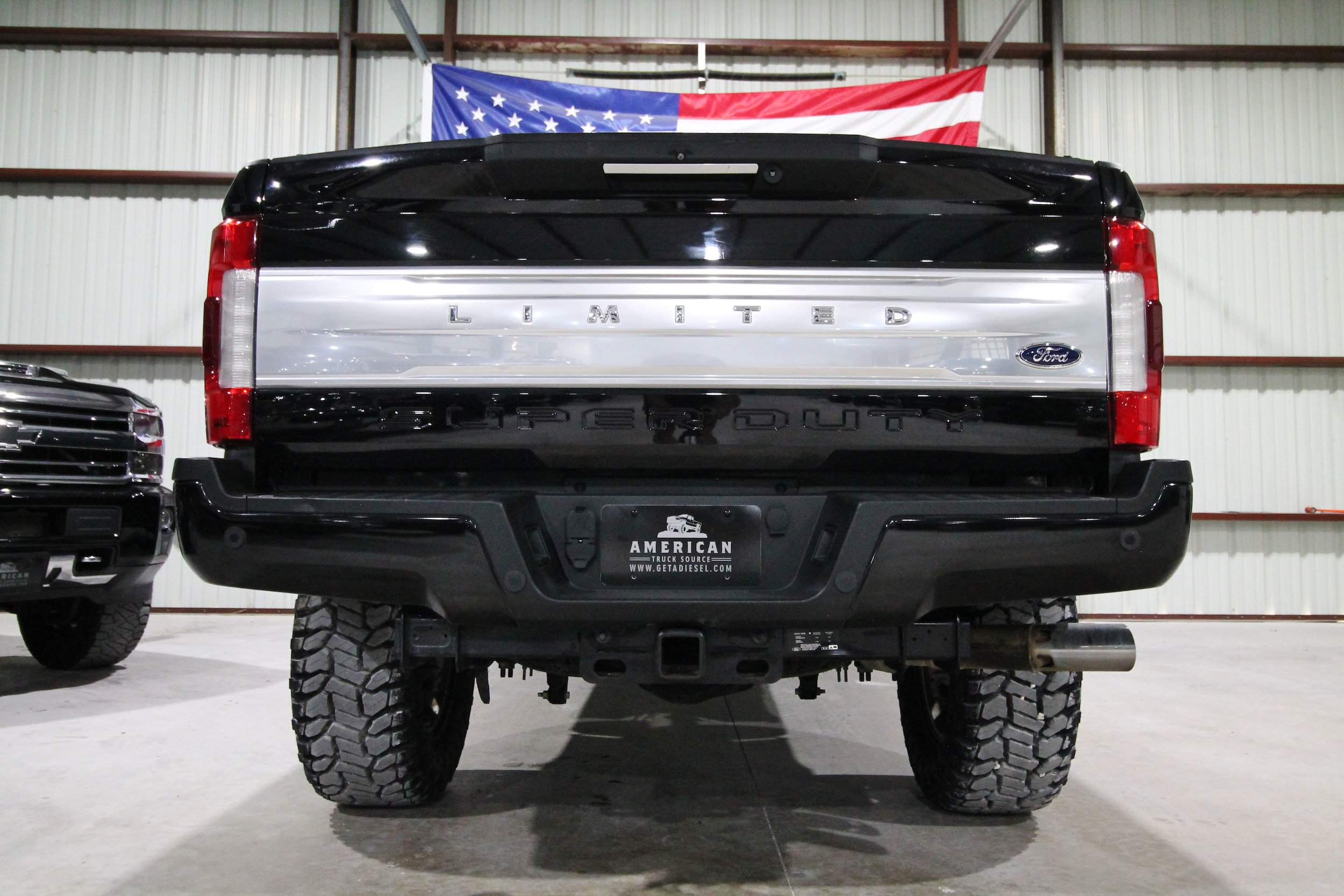Used 2019 Ford F250 Limited AWD/4WD image 9